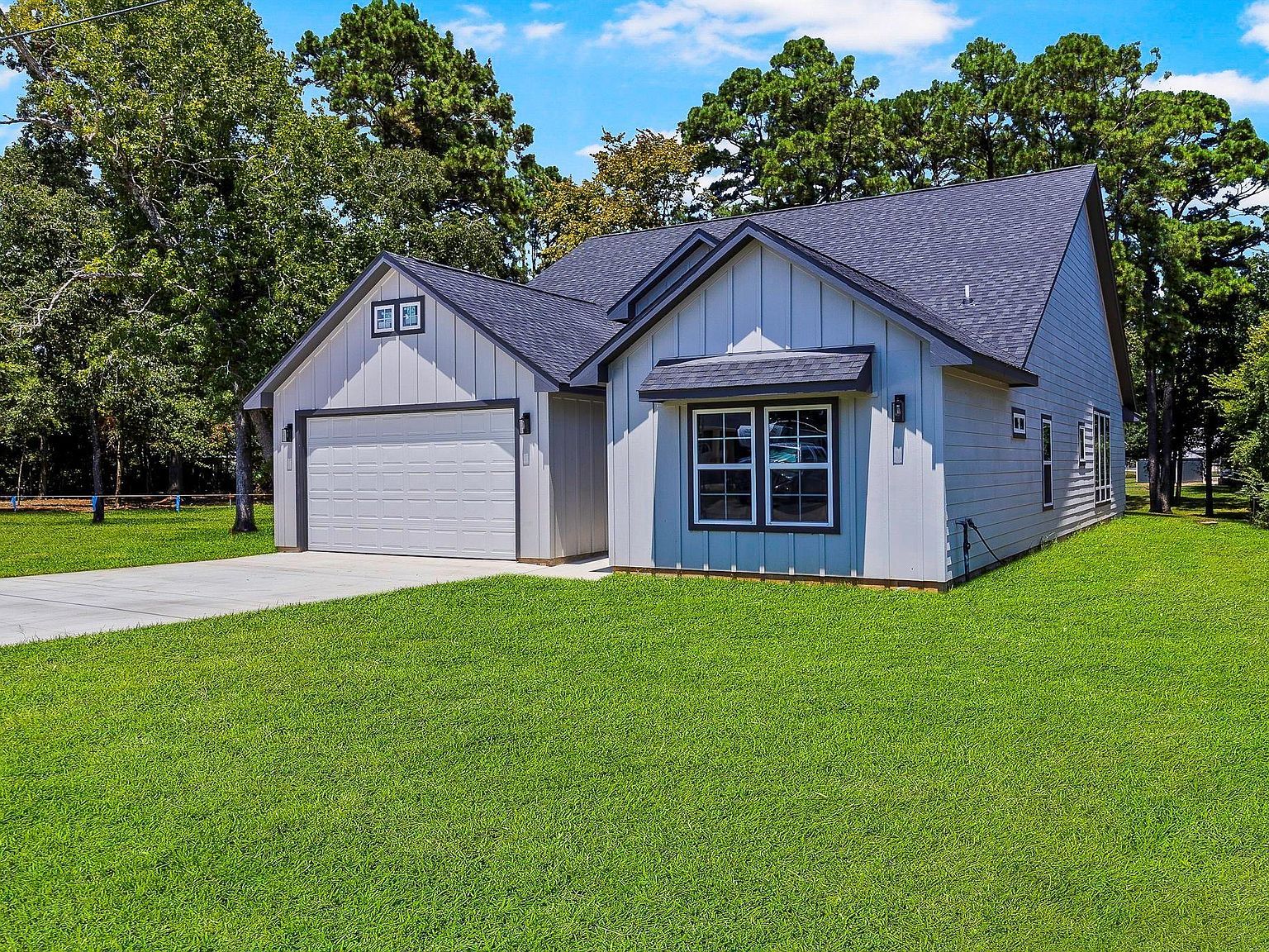 599 Bridgeview Dr Onalaska, TX 77360 - Thumbnail 2