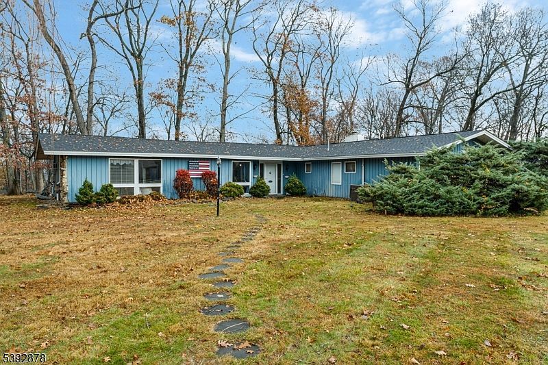 1825 Kennesaw Way Bridgewater, NJ 08807 - Thumbnail 2