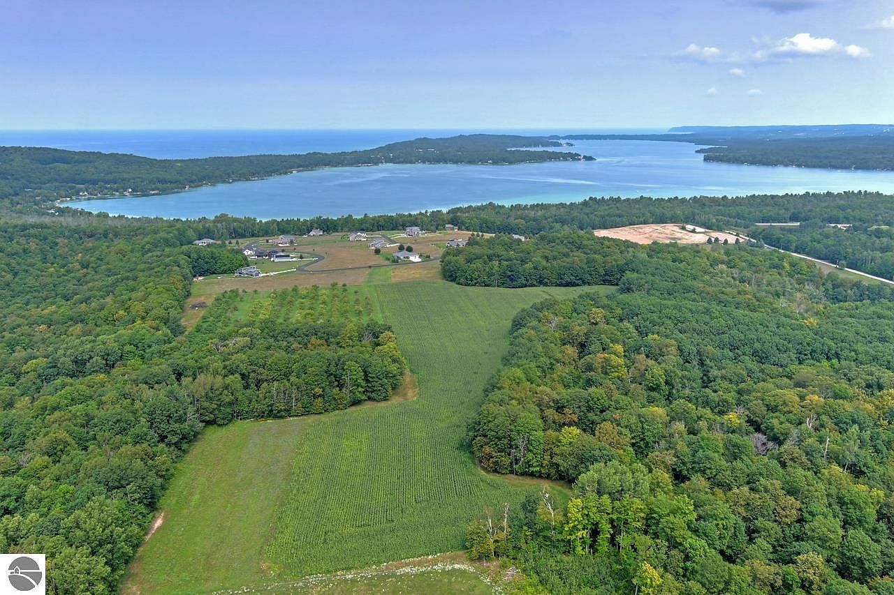 N Hoeft Rd Lake Leelanau, MI 49653, 49653