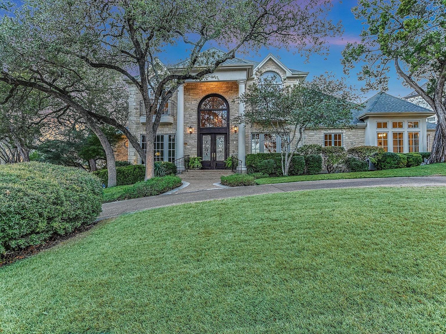 3009 Pescadero Cv Austin, TX 78746 - Thumbnail 2