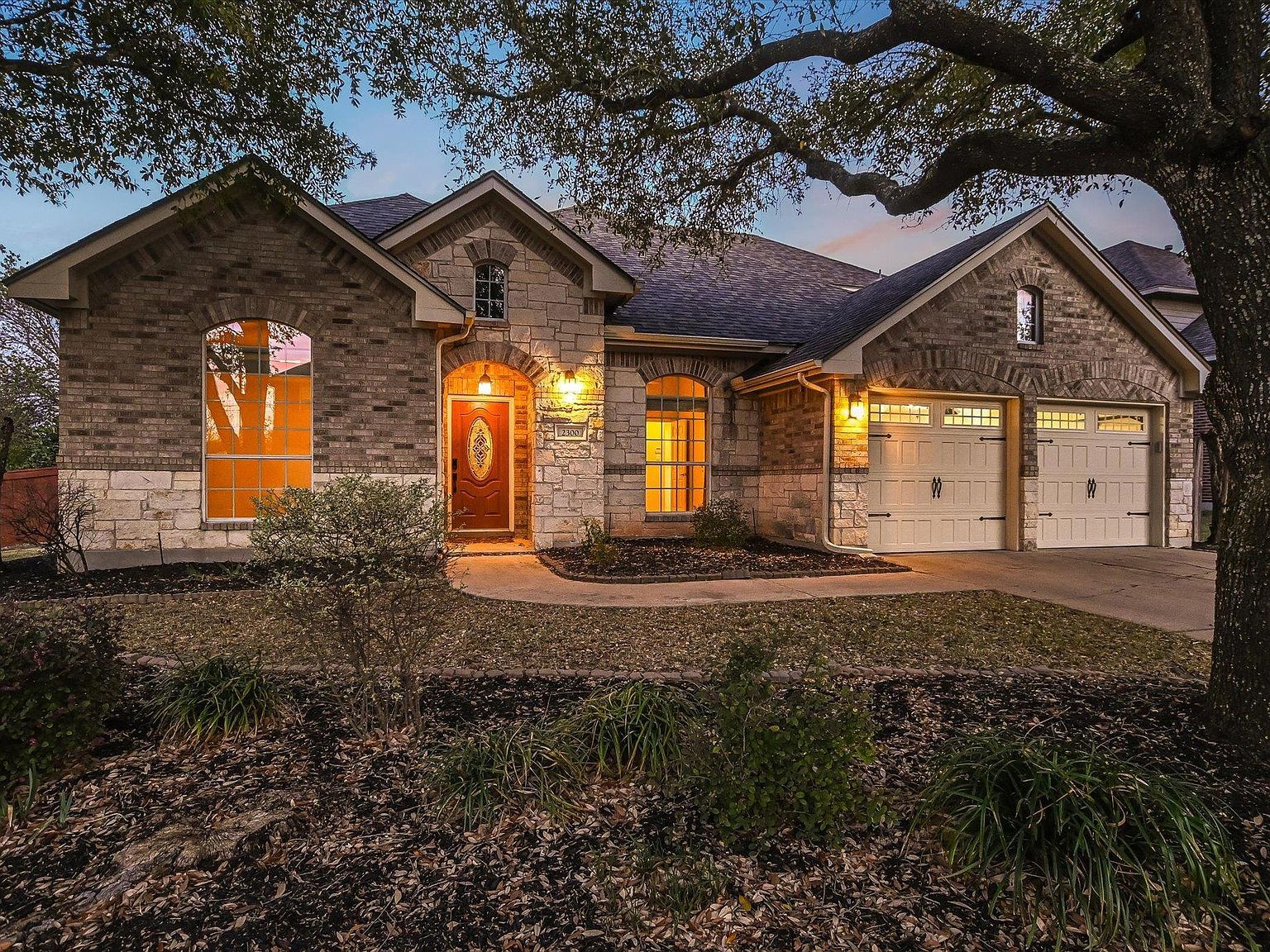 2300 Village View Loop Pflugerville, TX 78660 - Thumbnail 2