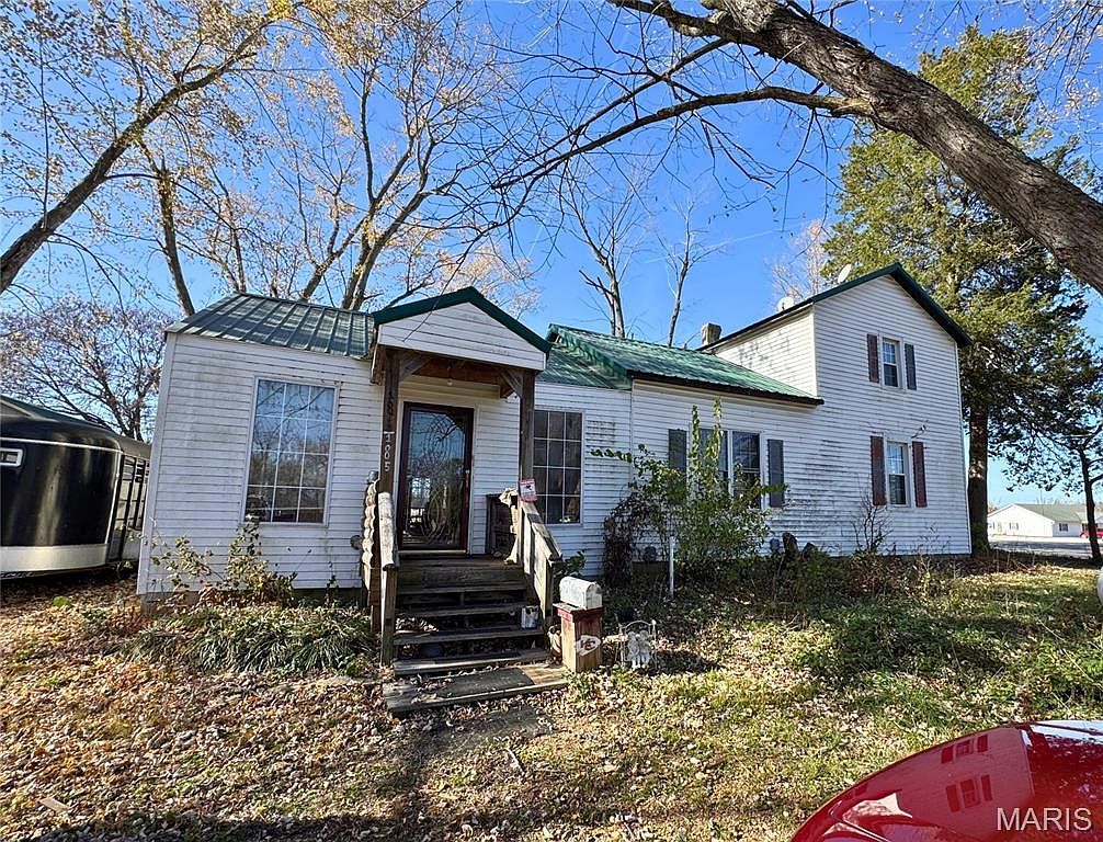 185 Highway 42 W Vienna, MO 65582  | Single Family