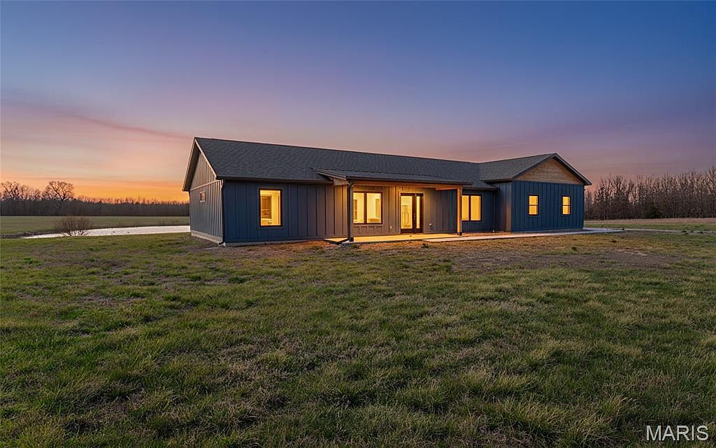 4218 Oak Hill Rd Cuba, MO 65453  | Single Family