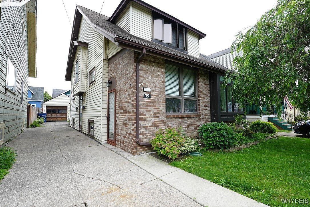 75 Eaglewood Ave Buffalo, NY 14220 - Thumbnail 2
