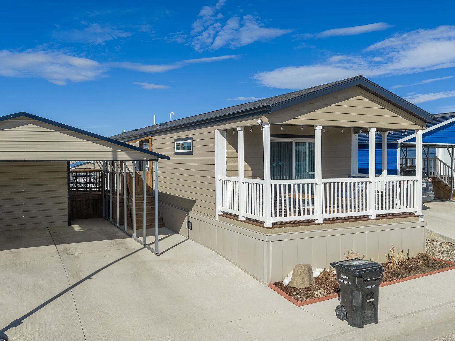 1717.91 E Philadelphia St Rapid City, SD 57703  | New build