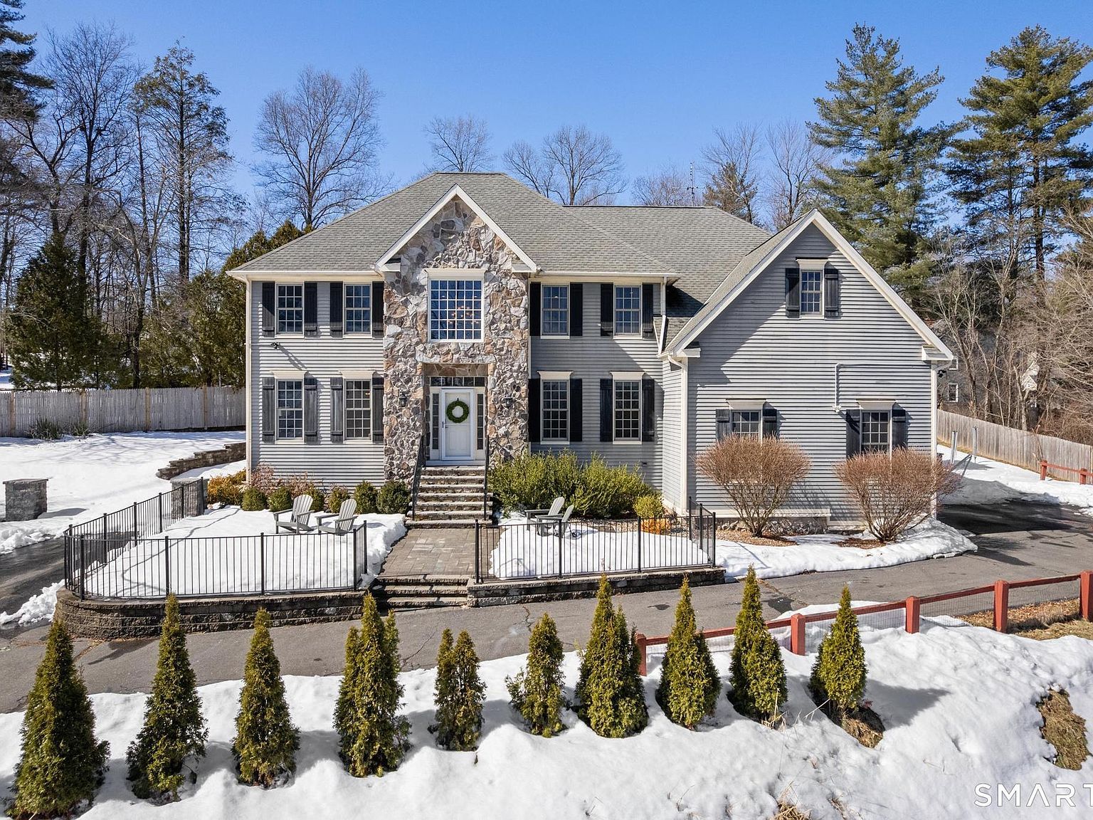 102 Hunter Dr West Hartford, CT 06107 - Thumbnail 2