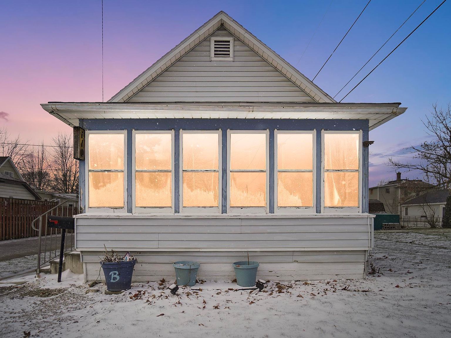 110 S Ash St Butler, IN 46721 - Thumbnail 2