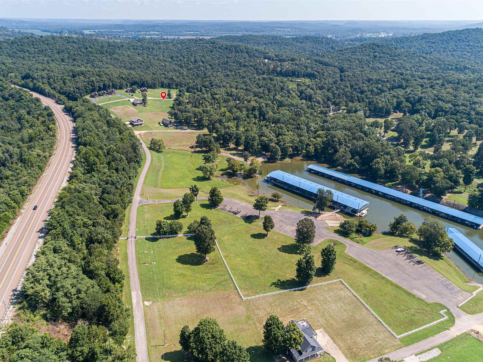 137 Bradley Ln Bath Springs, TN 38311 - Thumbnail 2