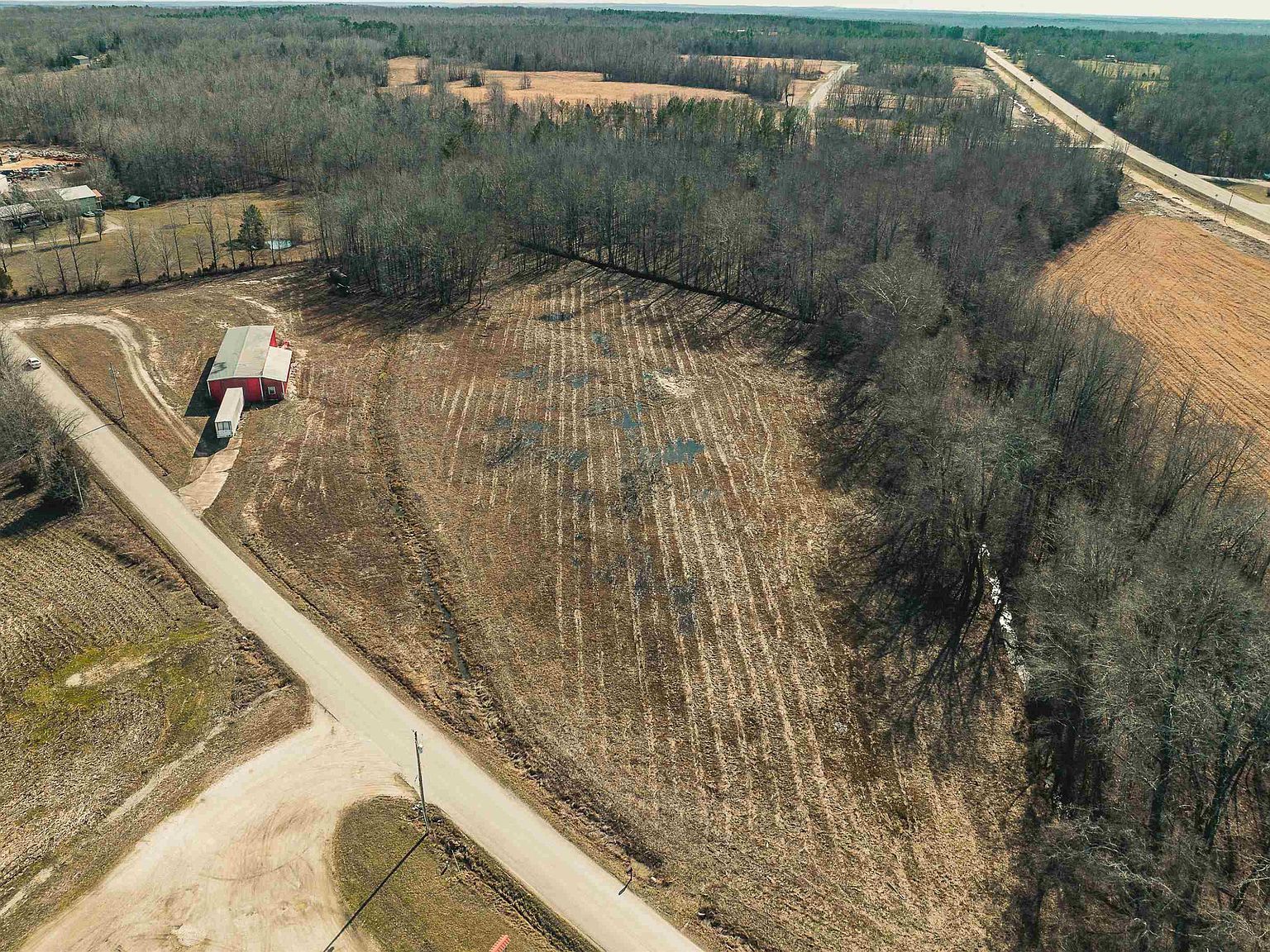 198 McIllwain Rd N Holladay, TN 38341 - Thumbnail 2