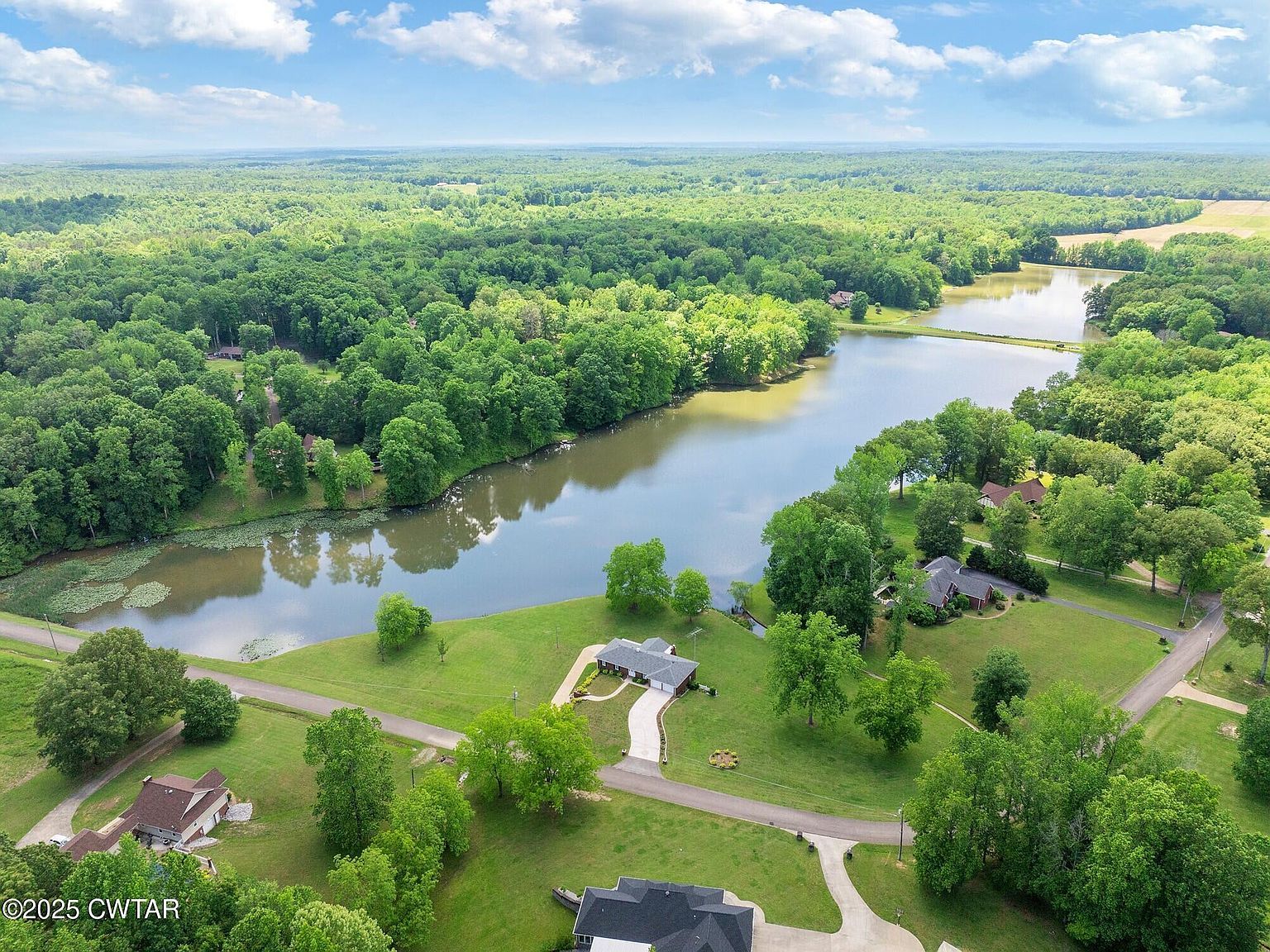 309 Asbury Rd Camden, TN 38320 - Thumbnail 2