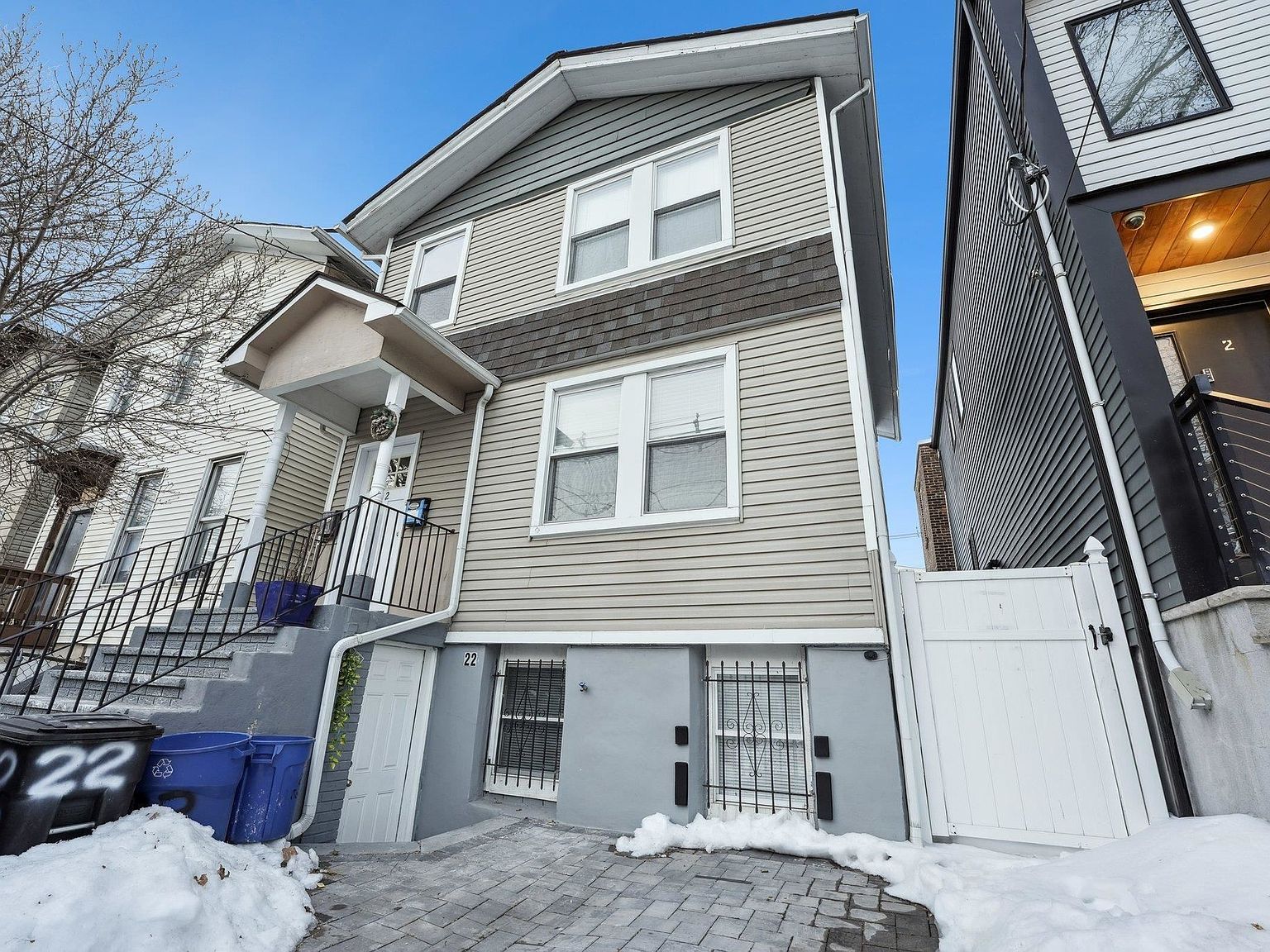 22 Jewett Ave Jersey City, NJ 07304  | Single Family