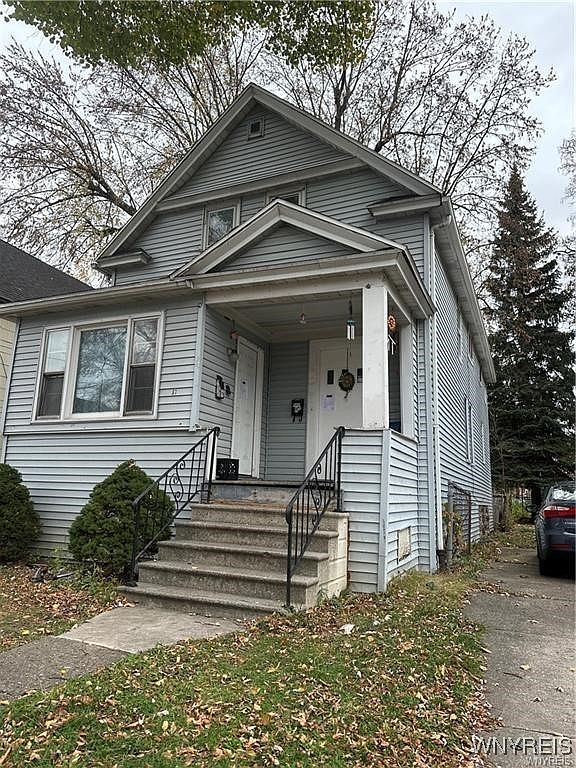 81 Kingston Pl Buffalo, NY 14210 - Thumbnail 2