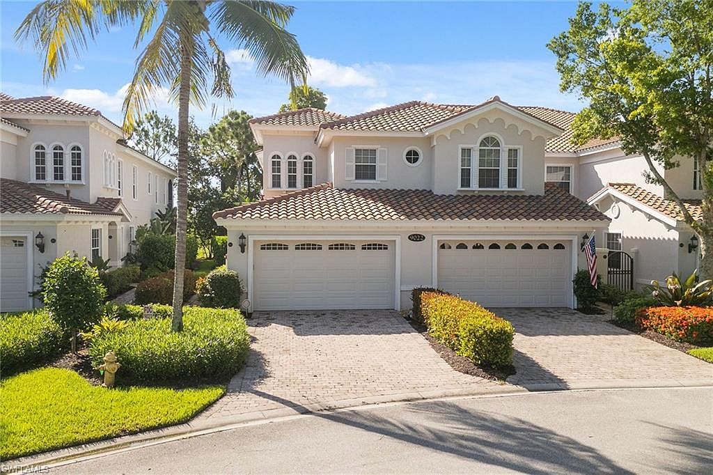 9022 Cascada Way #201 Naples, FL 34114 - Thumbnail 2