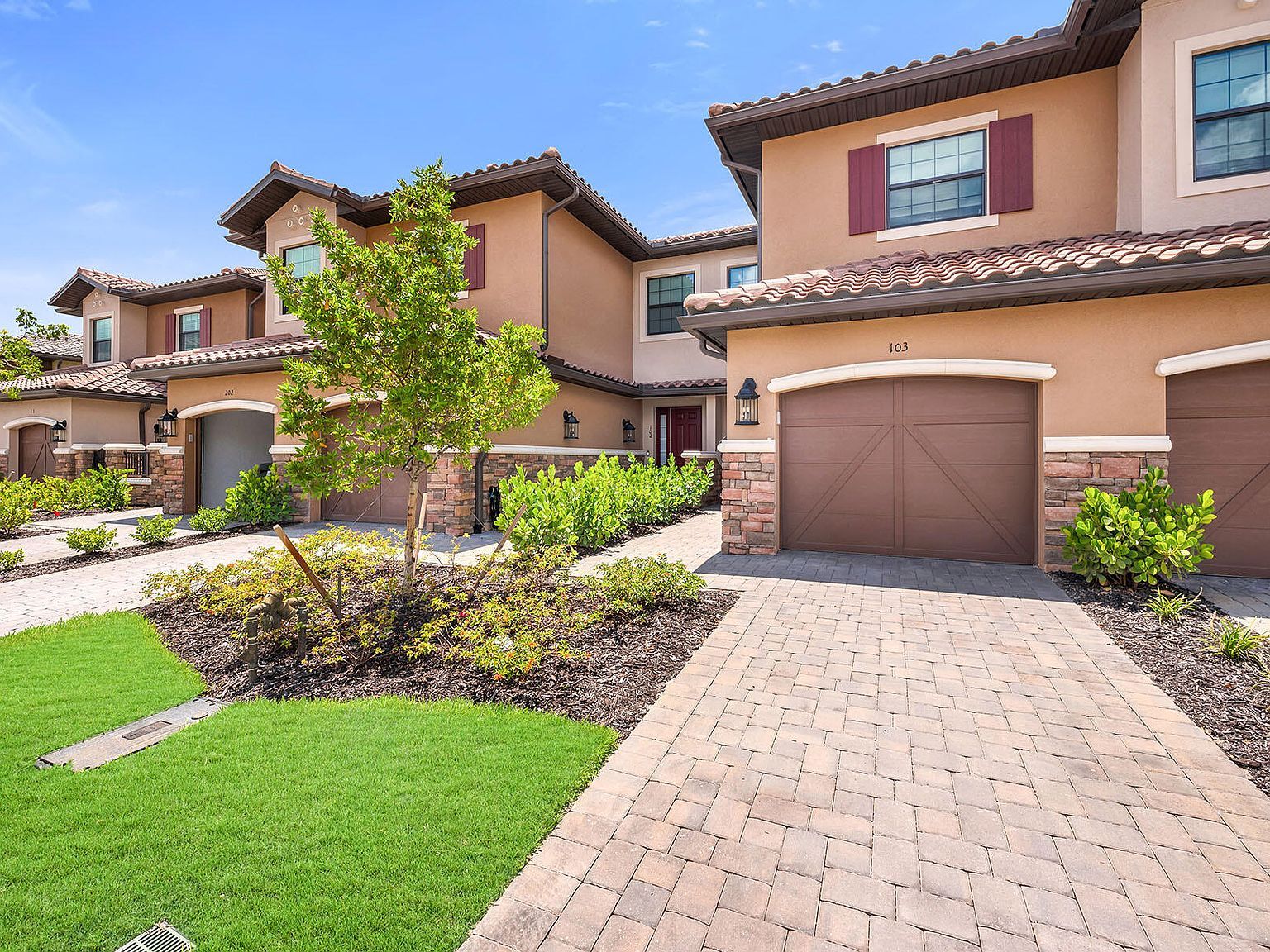 15328 Lucerna St #102 Naples, FL 34114 - Thumbnail 2