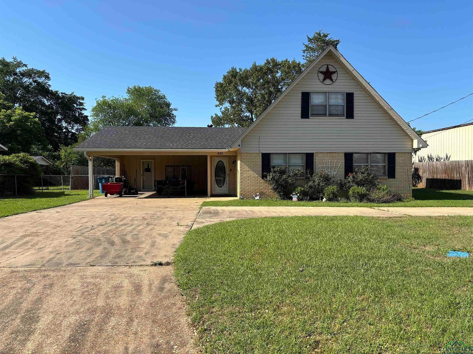 411 E Carolanne Blvd Marshall, TX 75672 - Thumbnail 2