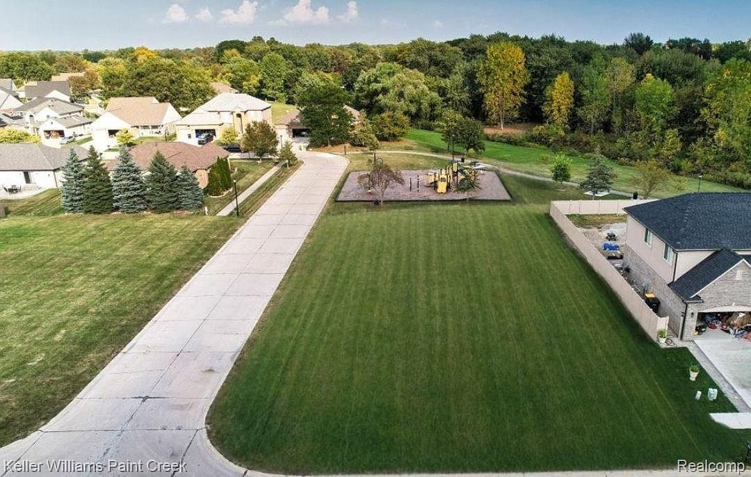 33228 Nicola Dr Fraser, MI 48026  | Land/Lot