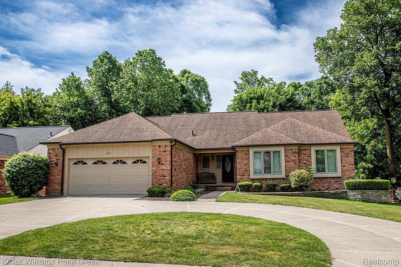 1447 Oakstone Dr Rochester Hills, MI 48309, 48309