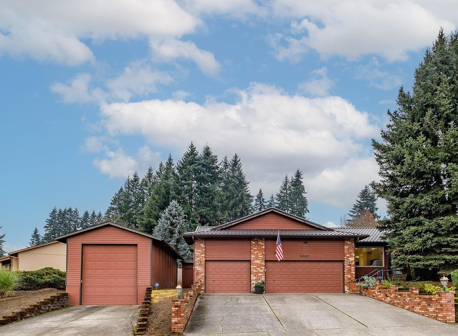 5037 Summerfield Dr SE Salem, OR 97306 - Thumbnail 2