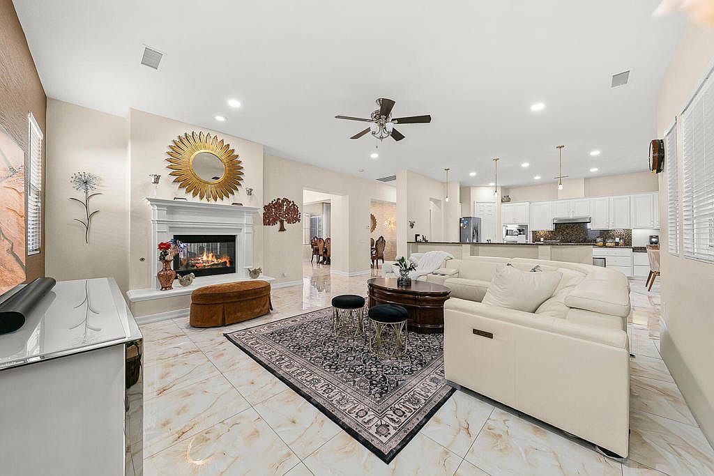 46211 Roadrunner Ln La Quinta, CA 92253 - Thumbnail 2