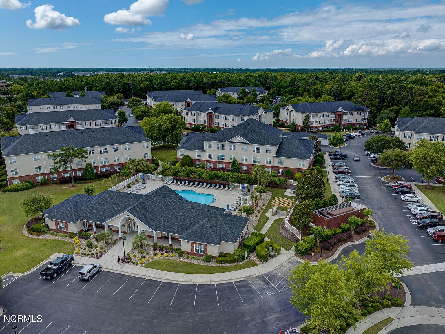 2813 Bloomfield Ln UNIT 101 Wilmington, NC 28412 - Thumbnail 2