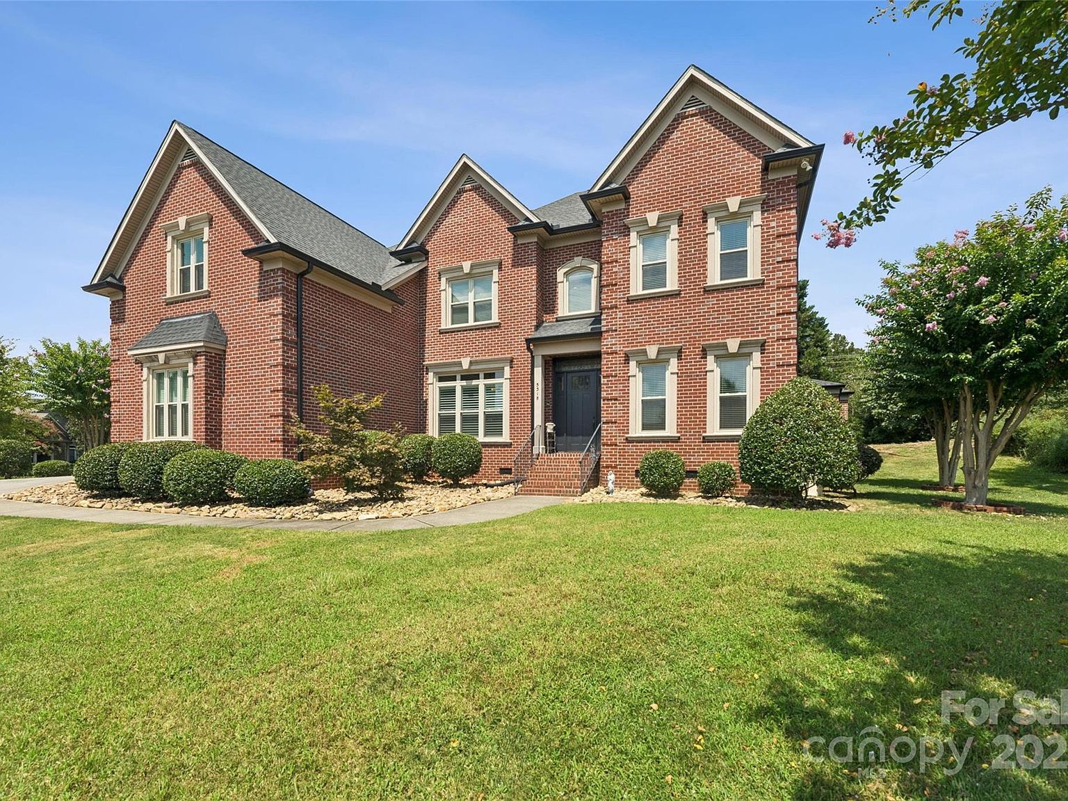 5518 Two Iron Dr Matthews, NC 28104 - Thumbnail 2