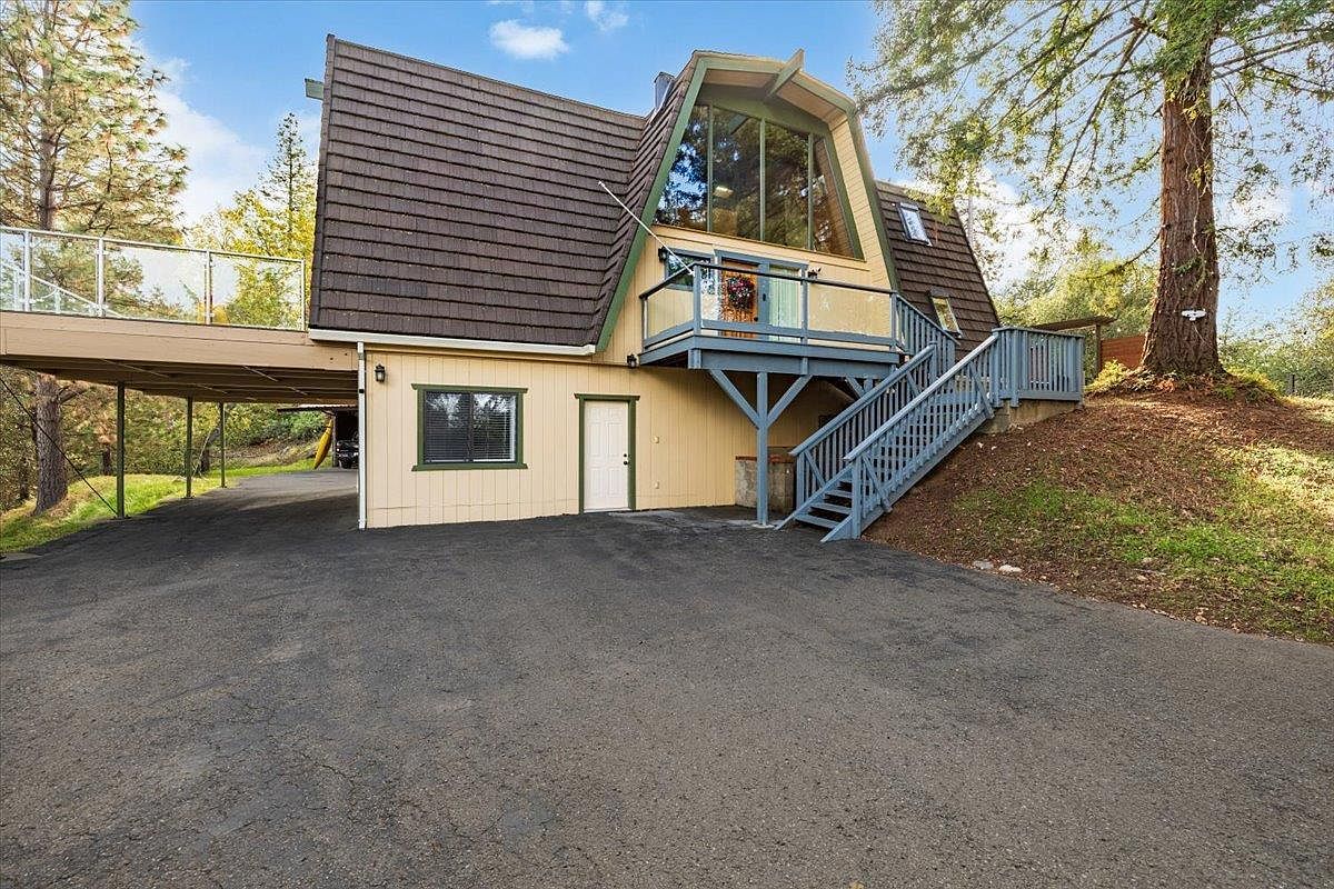 4611 Hillwood Dr Shingle Springs, CA 95682 - Thumbnail 2