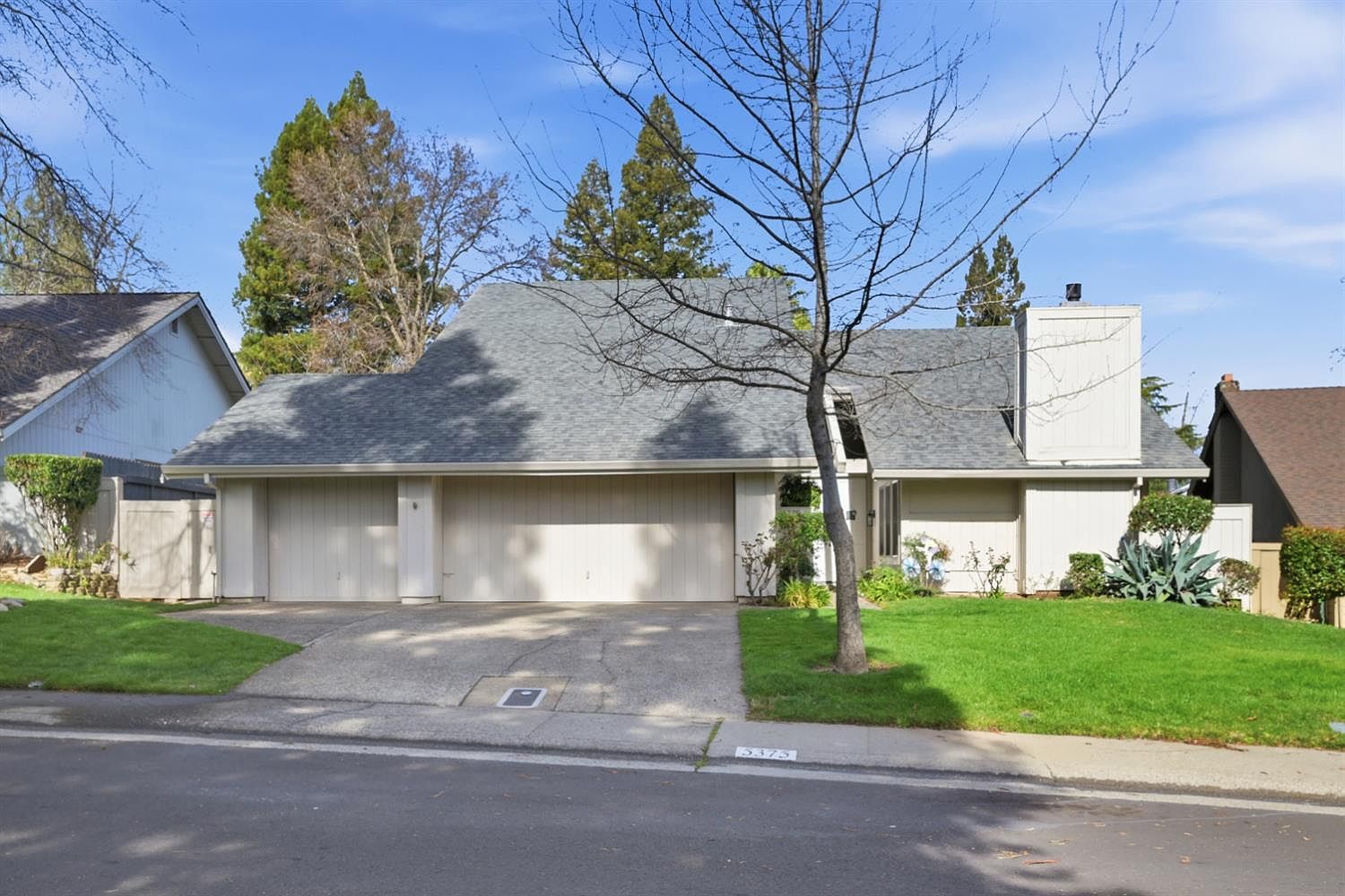 5375 Terrace Oak Cir Fair Oaks, CA 95628 - Thumbnail 2