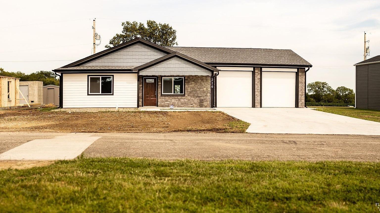 216 Green Acres Dr Milford, KS 66514 - Thumbnail 2