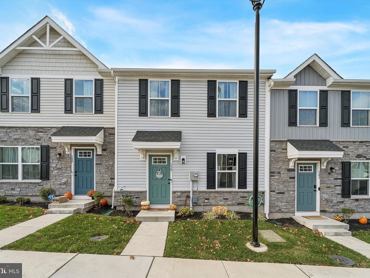 139 Nelson Ln Pottstown, PA 19464 - Thumbnail 2