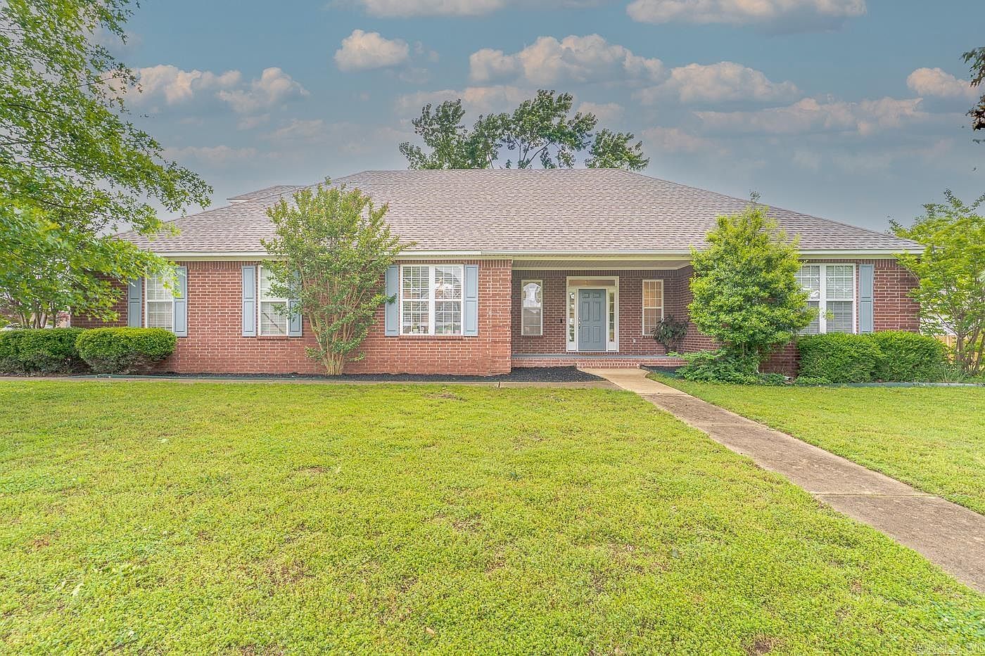 1010 Brownstone Dr Jonesboro, AR 72404 - Thumbnail 2