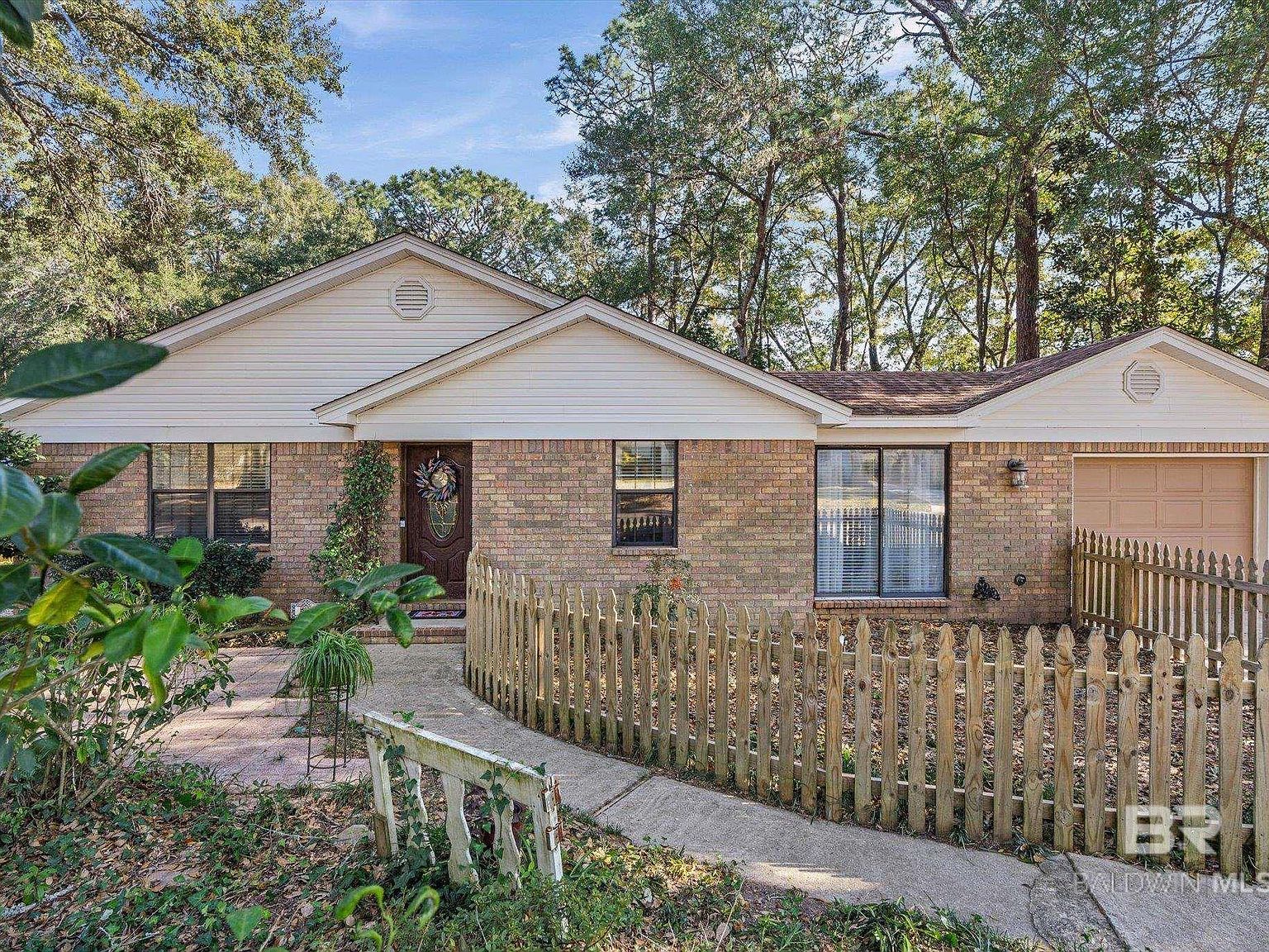 513 3rd St Fairhope, AL 36532 - Thumbnail 2