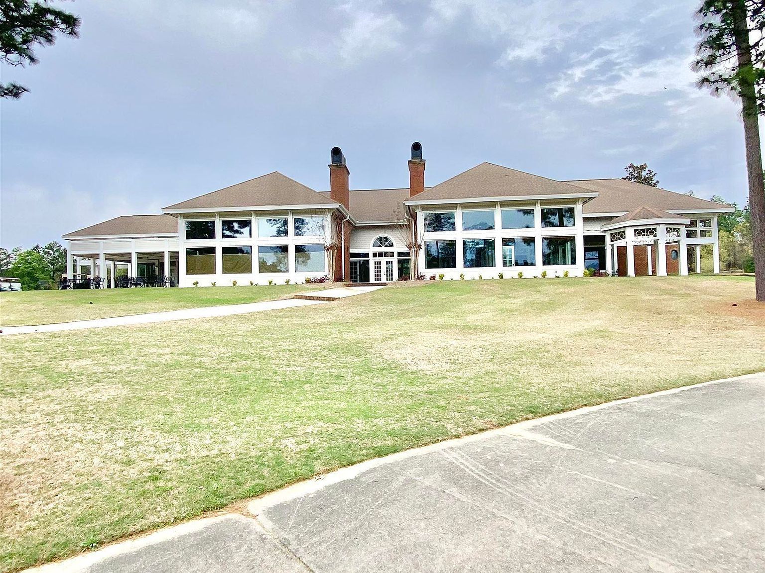 6 Charleston Ct Brewton, AL 36426 - Thumbnail 2