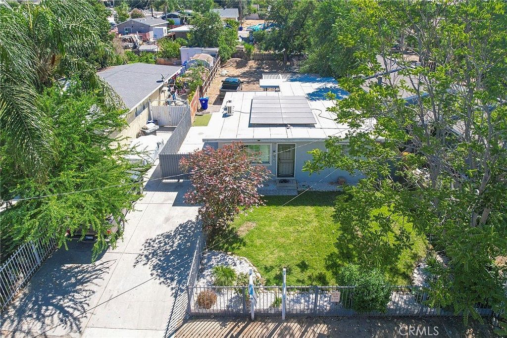 2137 Pepper Dr Highland, CA 92346 - Thumbnail 2