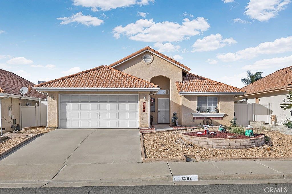 2582 Alegre Ave Hemet, CA 92545 - Thumbnail 2