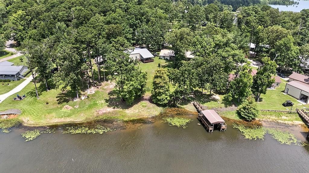 1818 Lakeshore Dr Hemphill, TX 75948 | Single Family