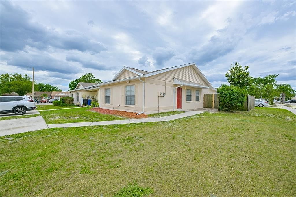1720 Oak Branch Ct Brandon, FL 33511  | New build