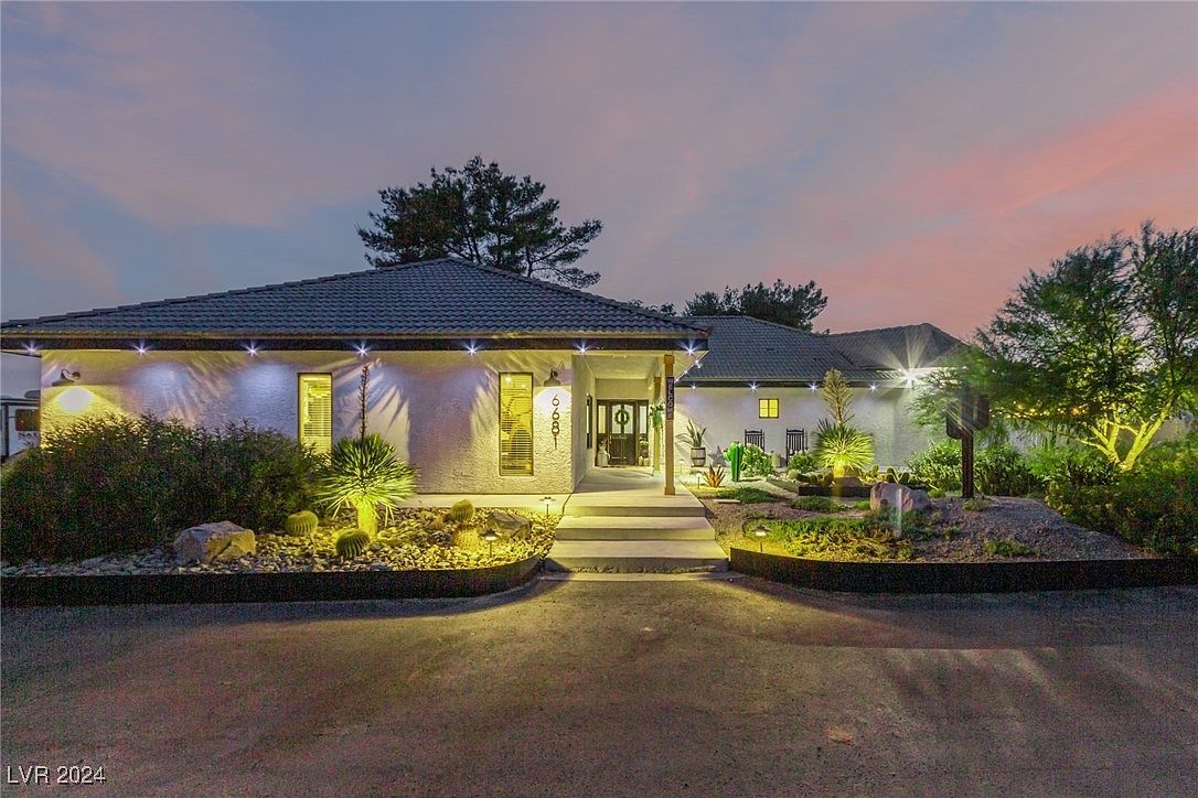 6681 Mustang St Las Vegas, NV 89131 - Thumbnail 2