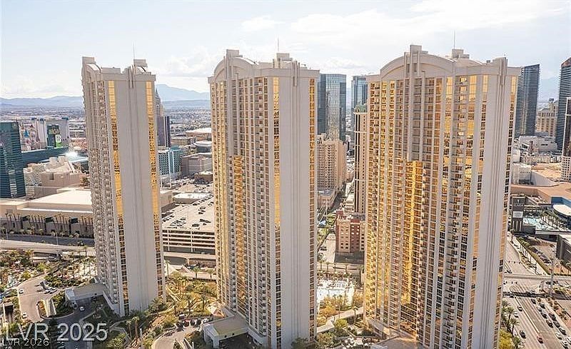 125 E Harmon Ave #2116 Las Vegas, NV 89109 - Thumbnail 2