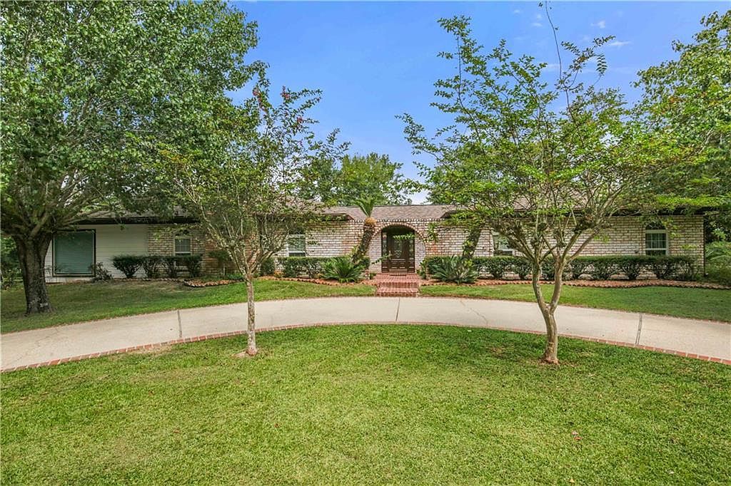 170 Indian Village Rd Slidell, LA 70461 - Thumbnail 2