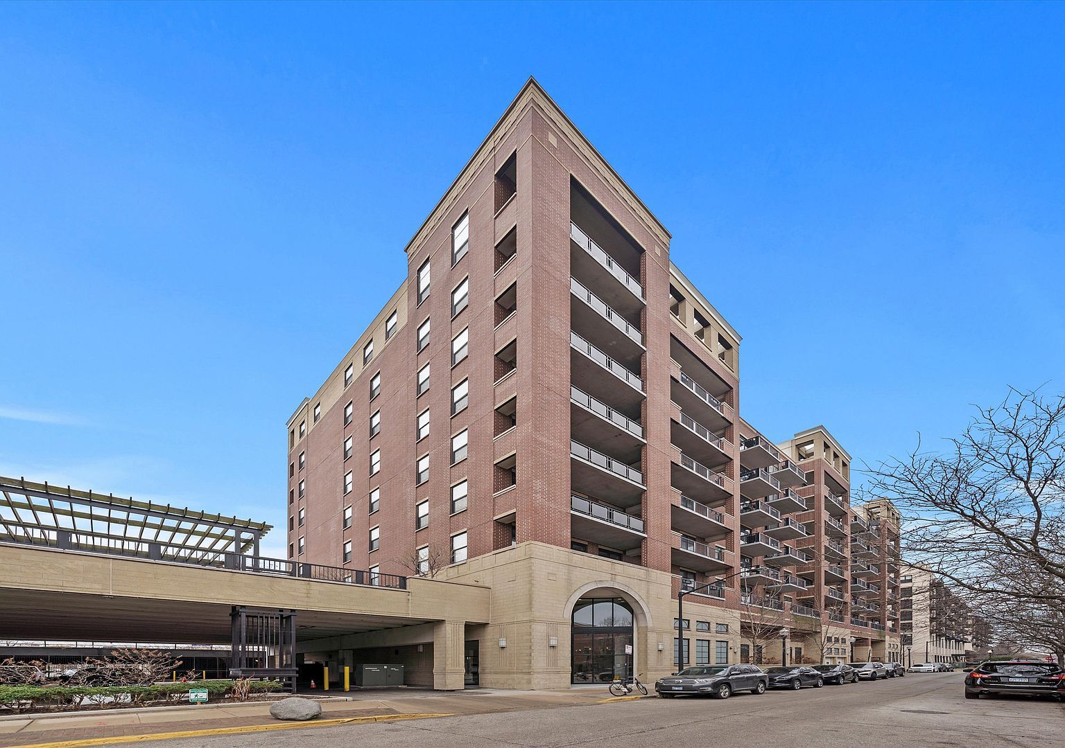 833 W 15th Pl UNIT 711 Chicago, IL 60608 - Thumbnail 2