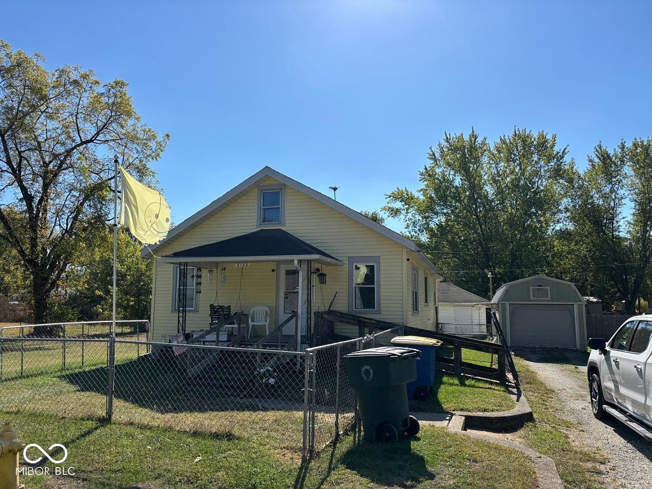 2103 E Yale Ave Muncie, IN 47303 - Thumbnail 2