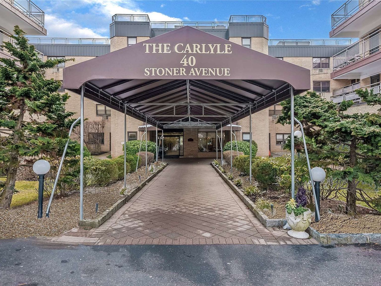 40 Stoner Ave APT 2Q Great Neck, NY 11021 - Thumbnail 2