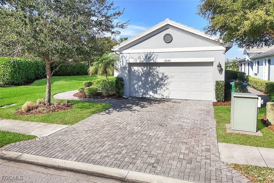 2655 Vareo Ct Cape Coral, FL 33991 - Thumbnail 2