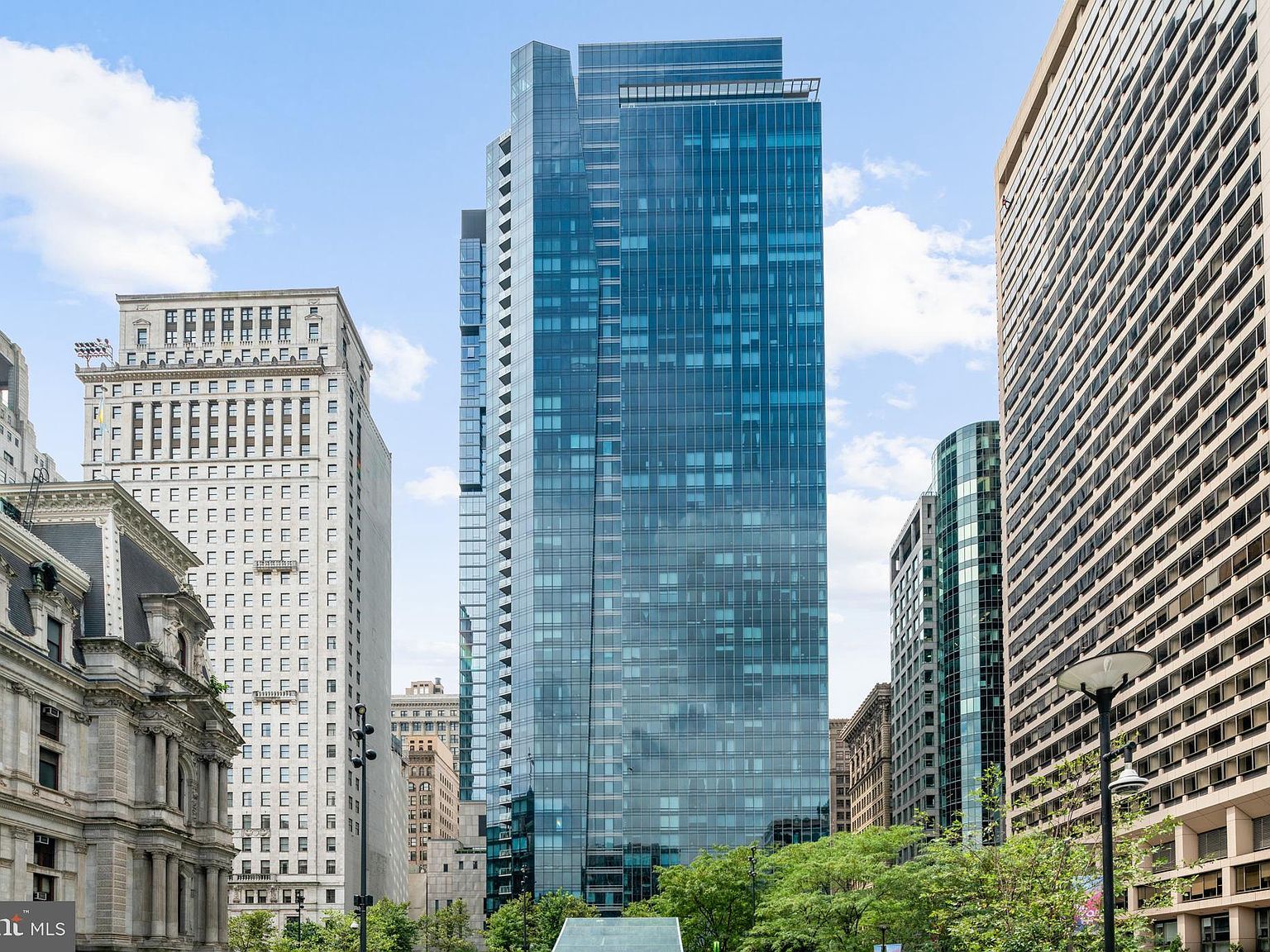 1414 S Penn Sq UNIT 29H Philadelphia, PA 19102 - Thumbnail 2