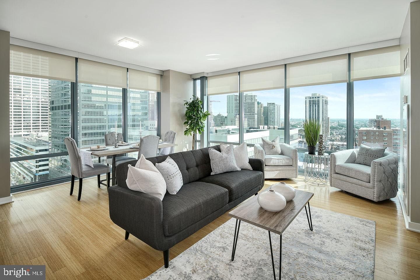 2101 Market St UNIT 1706 Philadelphia, PA 19103 - Thumbnail 2