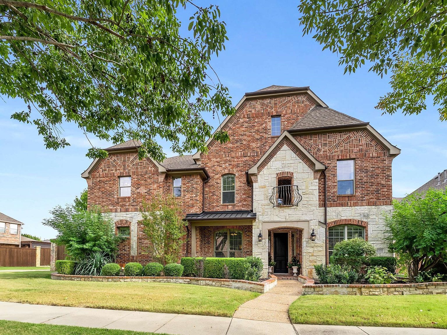 13195 Thornton Dr Frisco, TX 75035 - Thumbnail 2