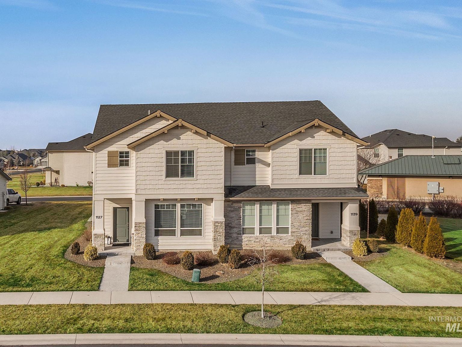 1127 N World Cup Ln Eagle, ID 83616 - Thumbnail 2
