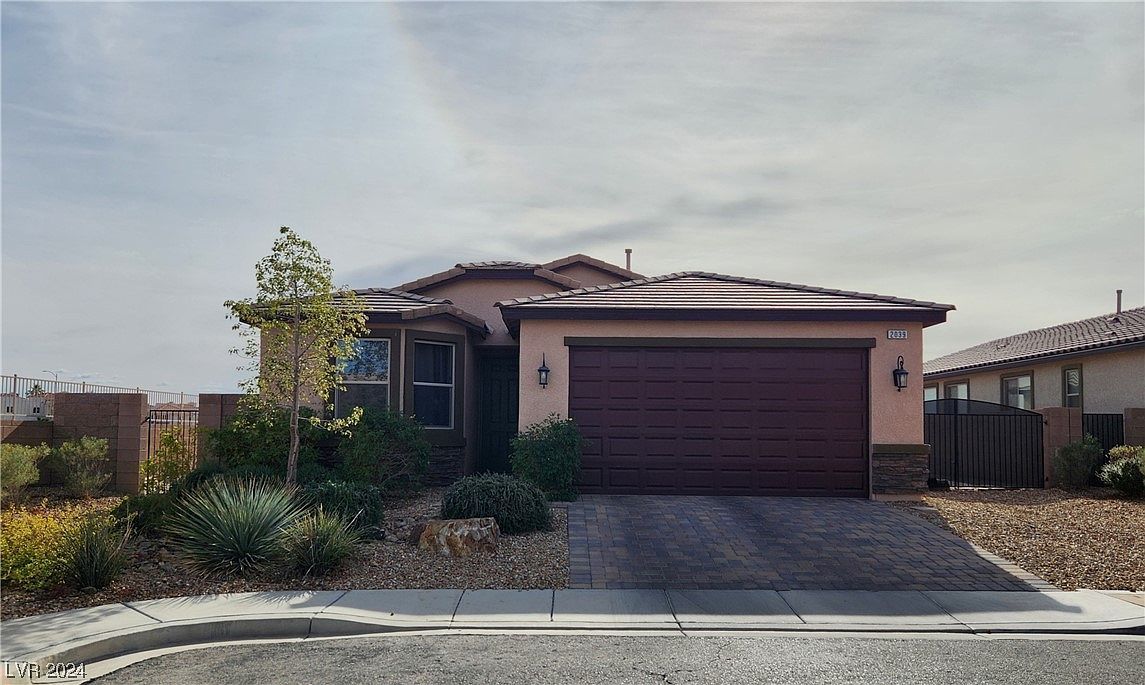 2039 Port Royal Dr Laughlin, NV 89029  | Single Family