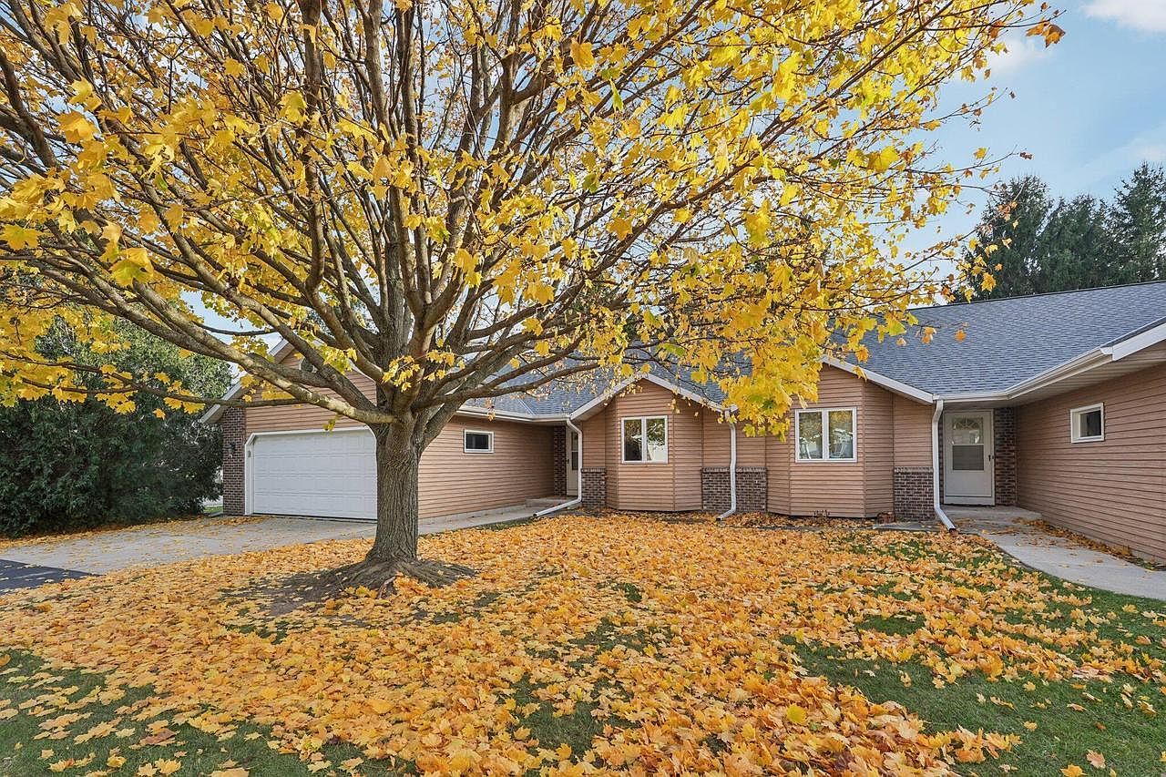 N165W19525 Partridge Path Jackson, WI 53037 - Thumbnail 2