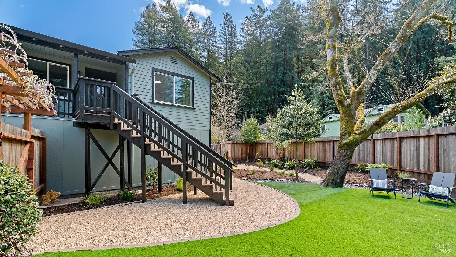 10661 Grays Rd Forestville, CA 95436 - Thumbnail 2